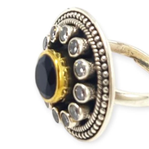 Ladies Cocktail 925 Sterling Silver Ring with Beautiful Black Stones